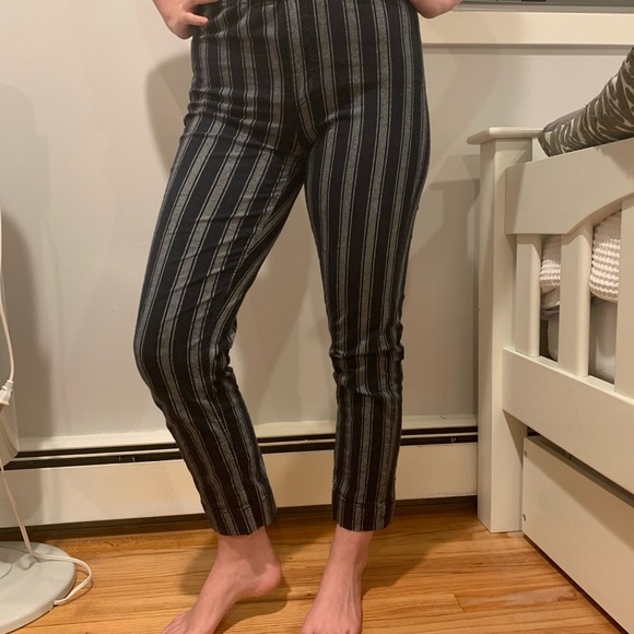 Brandy Melville Tilden Pants - Picture 2 of 3